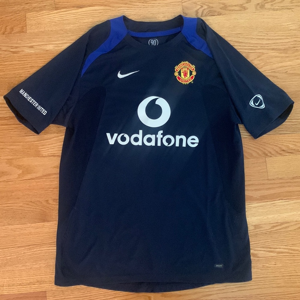 Nike 90 Manchester United Vodafone soccer jersey, adult small, navy blue